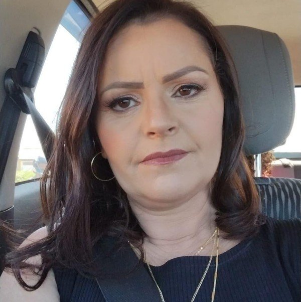 Camila Rezende, professora e autora do Cronograma ENEM 2026